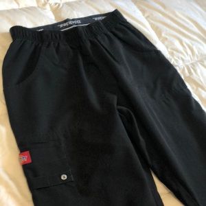 Dickies black elastic waist scrub pants